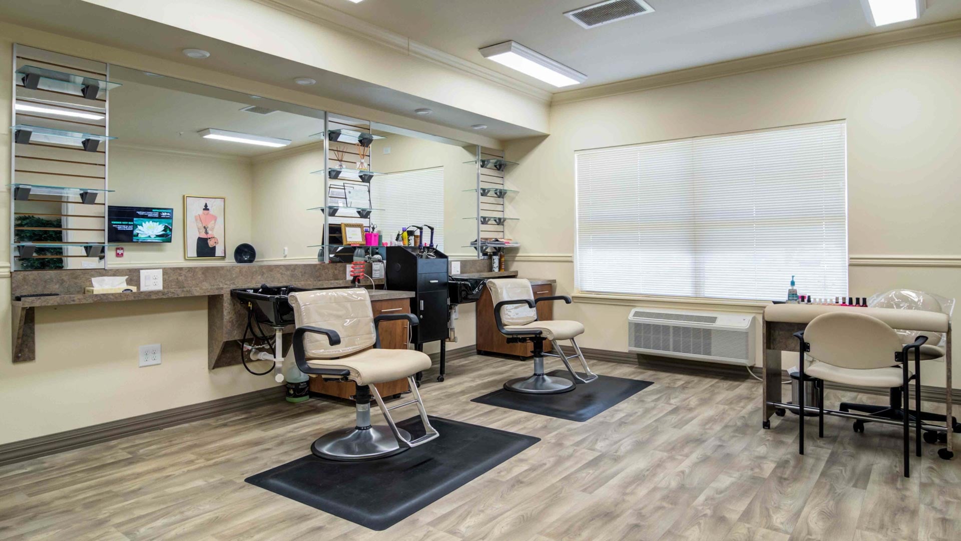 NorthRidge salon